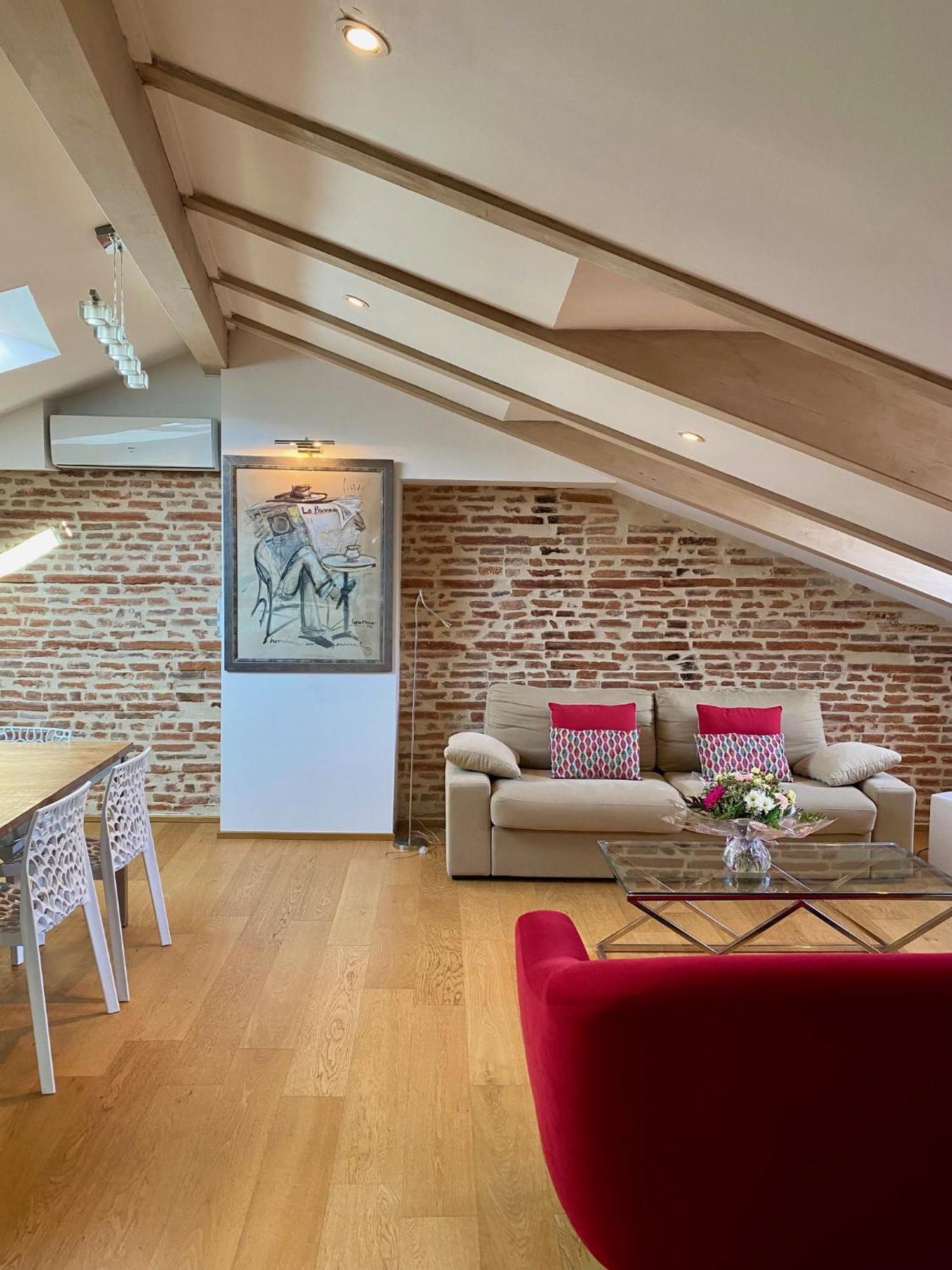 トゥールーズLes Toits Du Capitole - Loft De Standing 60 M2 - Parking En Optionアパートメント エクステリア 写真